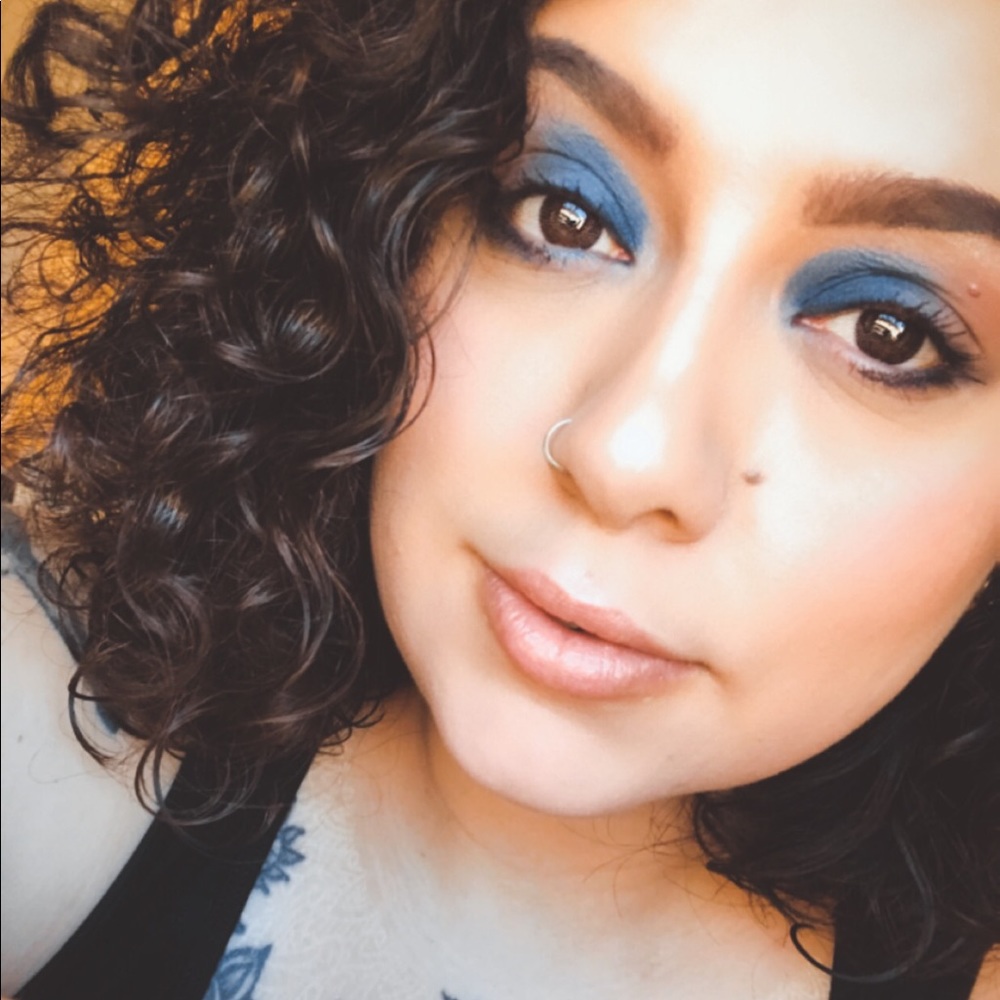 Meet your Posher, Molly